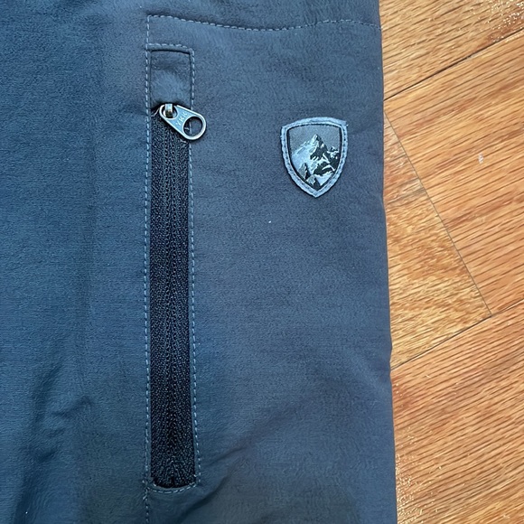 KUHL Projekt XS Dark Gray Black Pop Over 1/4 zip pockets have zipper hood visor - Picture 10 of 16